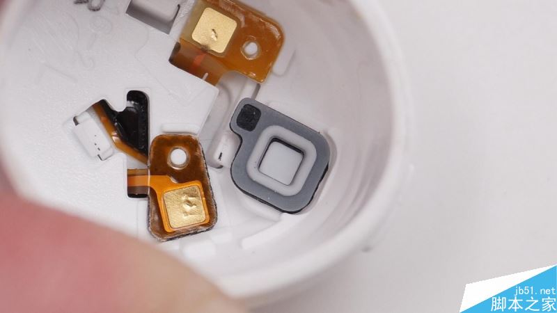 三星Galaxy Buds耳机内部做工如何 三星Galaxy Buds真无线蓝牙耳机拆解+评测