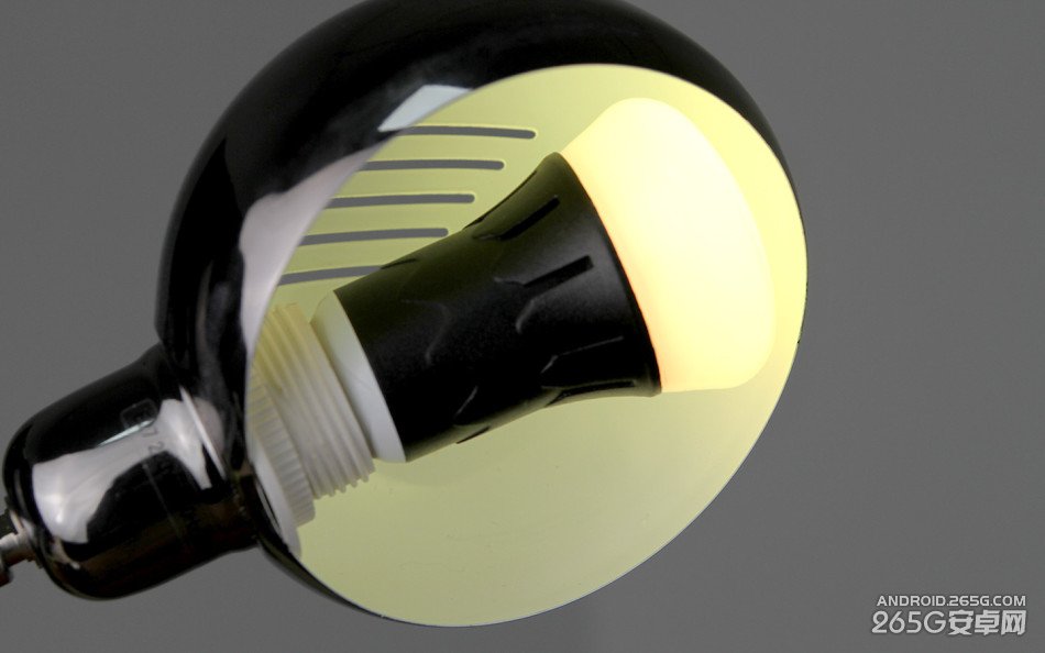 魅族智能灯泡X-Light Plus开箱图赏 可变1600万种颜色