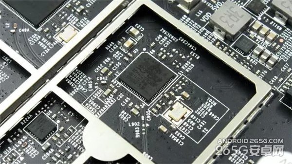 (图文)标准版的全新小米路由器拆解评测 硬盘可以自己换