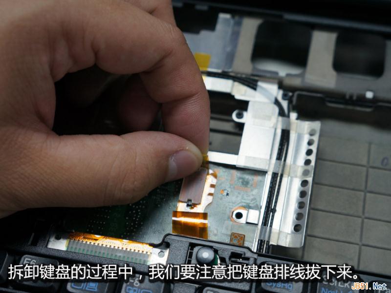 ThinkPad笔记本拆机更换风扇图文教程
