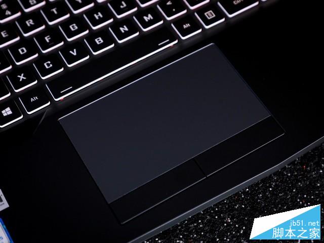 神舟战神ZX8 CR5S1值得买吗？RTX2060神舟战神ZX8-CR5S1游戏本评测+拆机