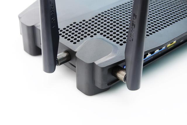领势WRT32X路由器值得入手吗?领势WRT32X路由器详细评测