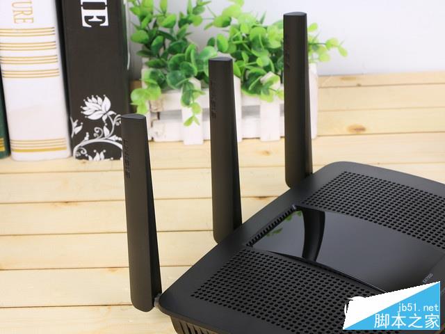 Linksys EA7500v2怎么样？Linksys EA7500v2路由器全面深度评测