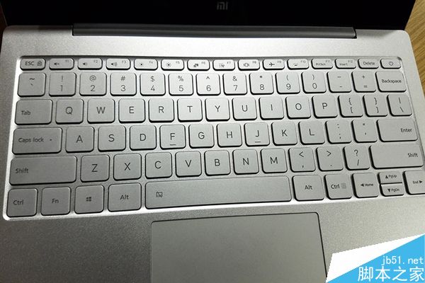 12.5英寸版和13.3英寸版有哪些区别?小米笔记本Air开箱/拆解