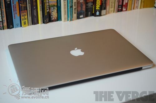 2012新款苹果笔记本电脑MacBook Pro全面评测出炉[多图]