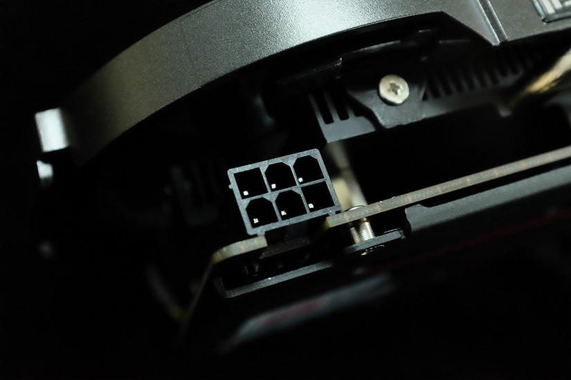 中端显卡利器 七彩虹iGame GTX1050Ti显卡开箱图赏