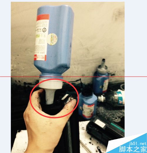 惠普HP 1022n 1022打印机怎么添加碳粉？