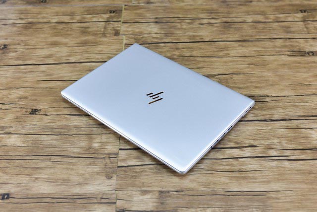 移动锐龙明星本 惠普EliteBook 735 G5详细图文评测