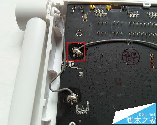 360路由器P1该怎么拆解? 360p1拆解图文教程