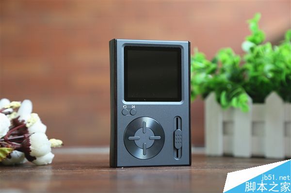 七彩虹HIFI C10开箱图赏:更加便携外观更精简