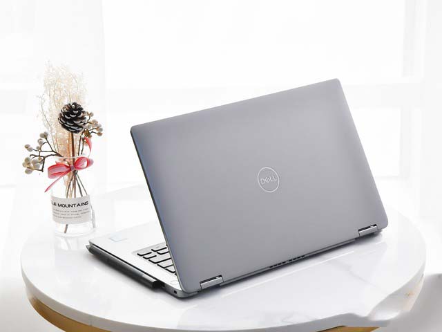 Latitude 7400二合一领航本值得买吗 Latitude 7400二合一领航本评测