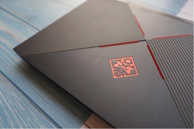 惠普暗影精灵4 Pro玩游戏卡不卡 RTX20独显本惠普暗影精灵4 Pro游戏性能评测