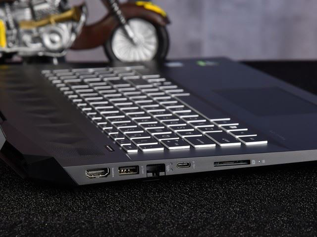 惠普光影精灵5白色版值得买吗 惠普光影精灵5白色版笔记本全面评测