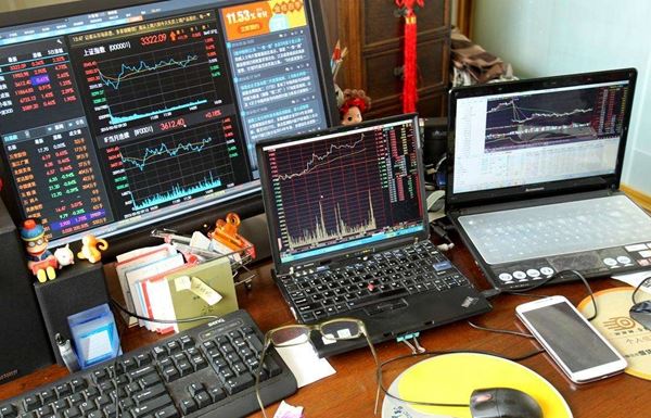 炒股和娱乐两不误 3500元左右i3-8100最佳核显娱乐型配置分享