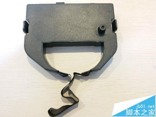 爱普生LQ 680K打印机怎么更换色带?