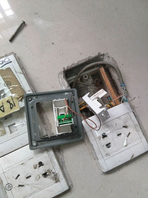 办公室无线wifi覆盖安装(面板AP)现场实照