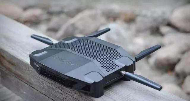 领势LINKSYS WRT32X值得买吗？Linksys WRT32X游戏路由器优缺点全面评测