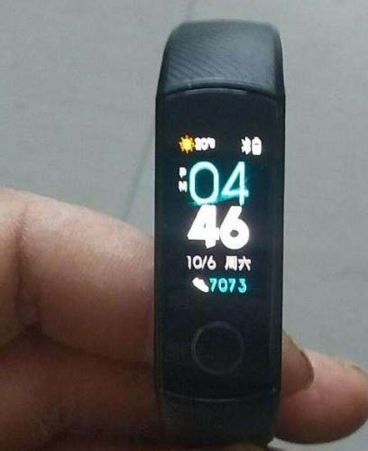 华为荣耀手环4怎么自定义功能?