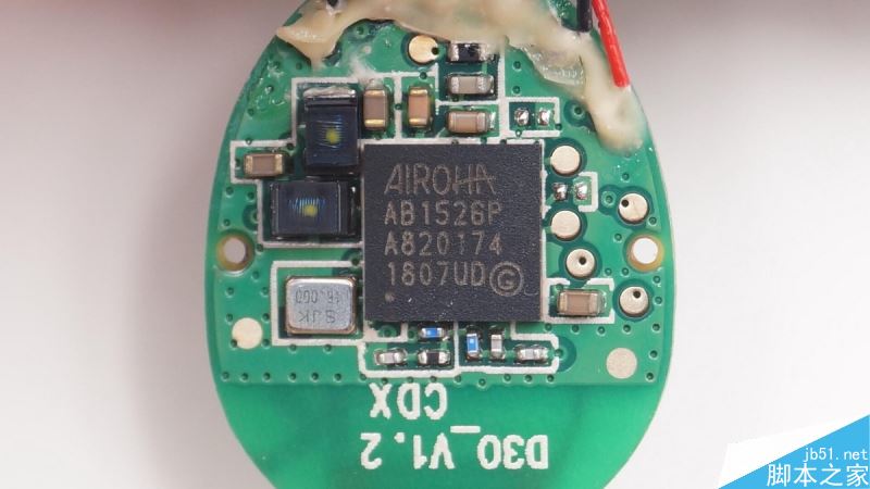 爱奇艺D30蓝牙耳机内部做工怎么样 爱奇艺D30真无线蓝牙耳机拆解全过程图解评测