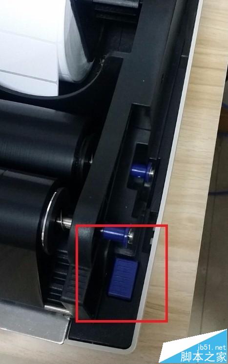 北洋条码打印机2100e怎么更换纸卷?