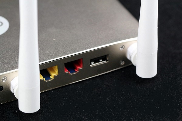 极路由3怎么设置？ 极路由3WiFi上手体验测评