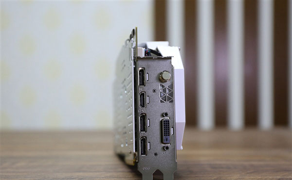 颜值爆表 影驰GTX1080Ti名人堂限量版开箱及拆解图赏