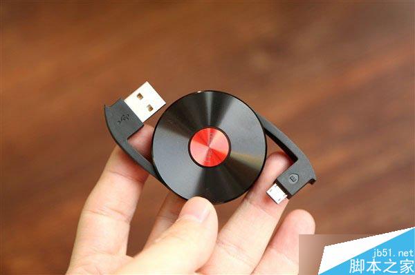 魅族原创音乐32GB OTG U盘开箱图赏 黑胶唱片设计逼格很高