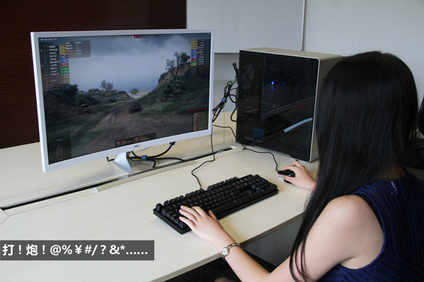 美女组装电脑装机教程：i5-6500全侧透光效DIY装机全过程图文详解