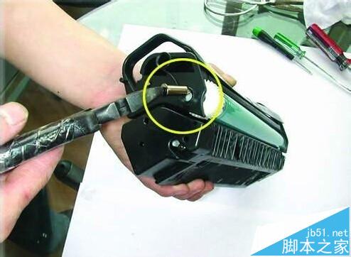 惠普HP 6L激光打印机硒鼓没粉了怎么灌粉?