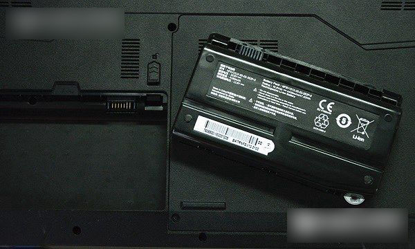 机械师F117怎么升级内存硬盘？机械师F117笔记本增加内存与硬盘图文步骤
