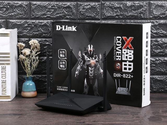 D-Link X路由值得买吗？D-Link DIR-822+路由器拆解评测