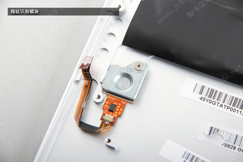 惠普EliteBook 1040 G4内部做工怎么样？惠普EliteBook 1040 G4拆机图解评测全过程
