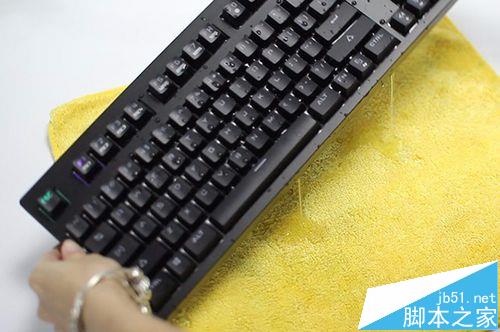 机械键盘轴体中机械轴与机械光轴有什么区别? 