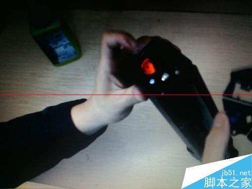 三星M2070F黑白一体机怎么加粉？