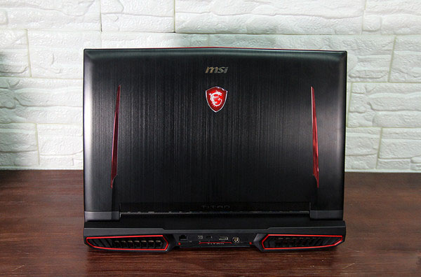 微星gt75vr值得买吗？微星GT75VR Titan 8RG游戏本全面详细图文评测