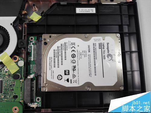 华硕X554笔记本等怎么查看电池型号增加固态硬盘?