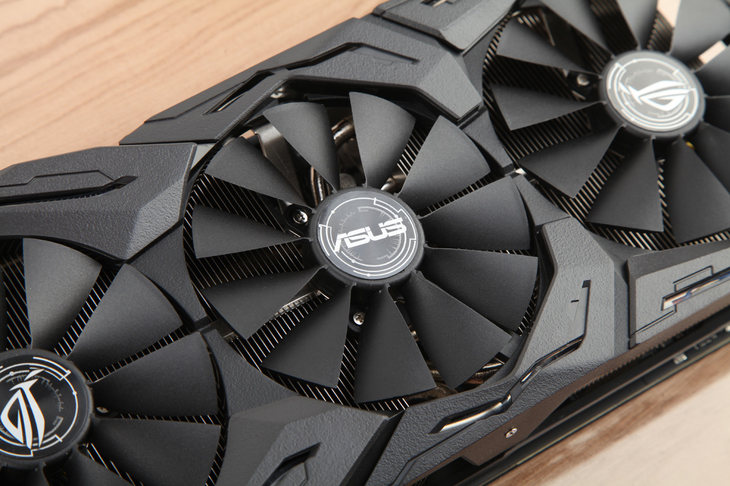 极致奢华 ROG STRIX RTX 2070 O8G GAMING显卡详细图文评测