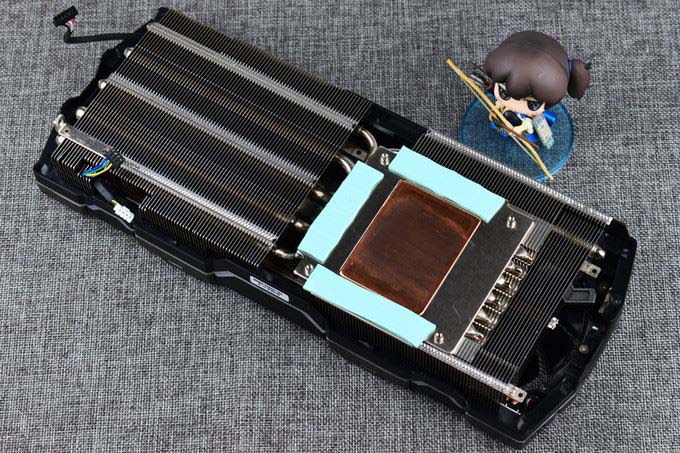 索泰RTX 2080 Ti PGF OC14显卡开箱拆解+评测