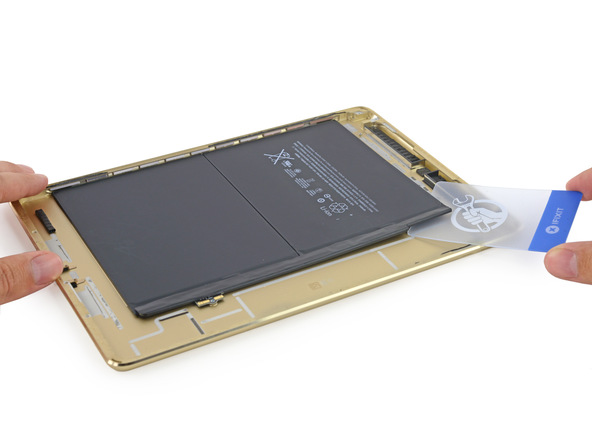 苹果iPad Air 2拆解图：确认2GB内存 机身紧凑 电池变小