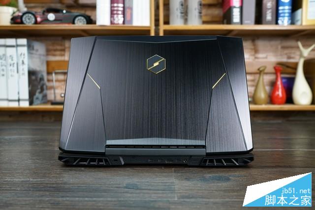 深海泰坦X8Ti值得买？机械革命深海泰坦X8Ti全面图解评测