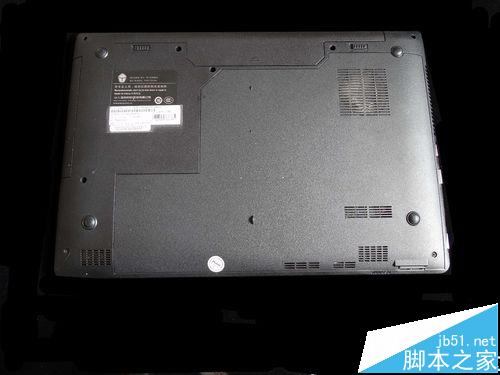 雷神G150MG笔记本怎么拆机清灰?