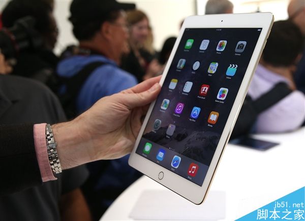 苹果发布iOS 9.3.2:解决9.7寸iPad Pro更新白苹果、变砖问题