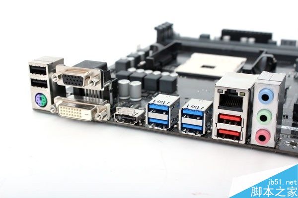 AMD AM4新接口主板B350图赏:支持DDR4内存