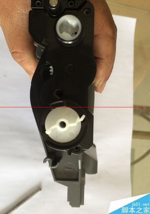 兄弟打印机2240D怎么清理齿轮和安装齿轮？