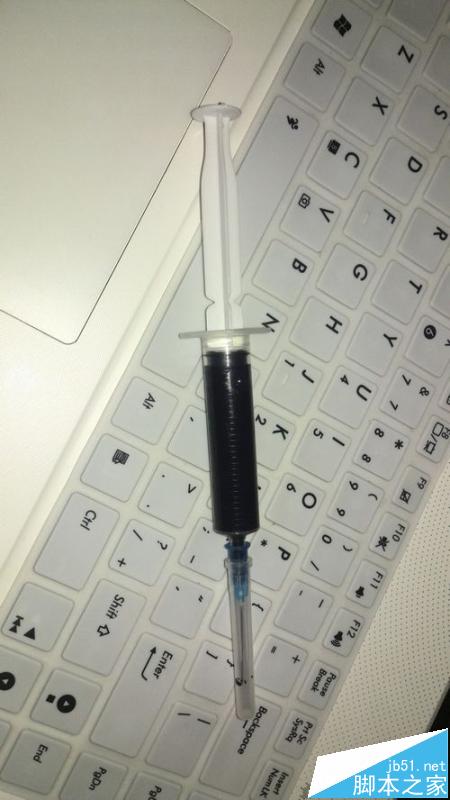 佳能815打印机怎么加墨? 佳能815黑色墨盒加墨流程