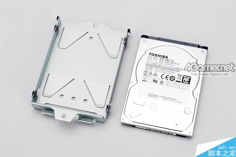 PS4 Pro主机如何?全球最强主机PS4 Pro首发拆解