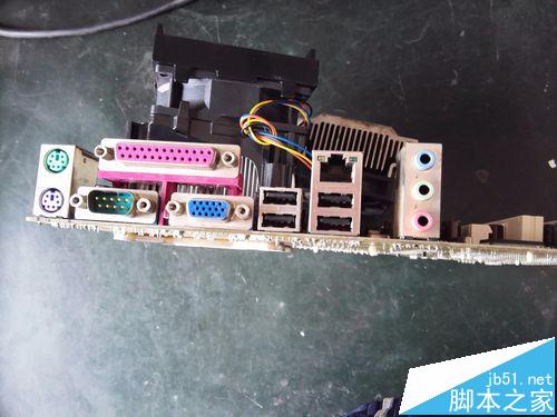 电脑主板上有哪些接口?分别有哪些作用?