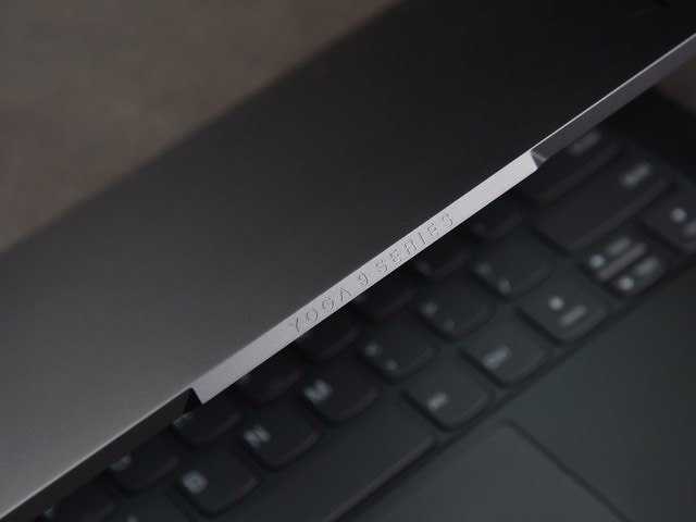 3D曲面屏尽显旗舰本色 联想YOGA S940详细图文评测