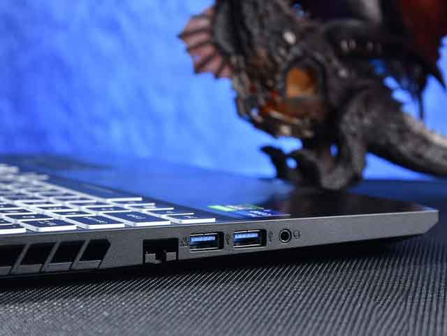 Acer暗影骑士&middot;擎值得入手吗 Acer暗影骑士&middot;擎详细评测