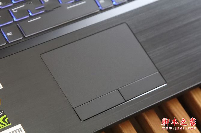 未来人类T7值得买吗？2017未来人类T7游戏本搭载GTX1070全面深度评测图解